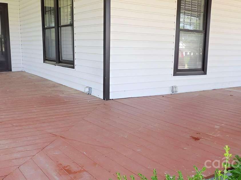 404 Main Street, Clover, SC 29710.  MLS# CAR4277757, YatesRealty ID 34181. 