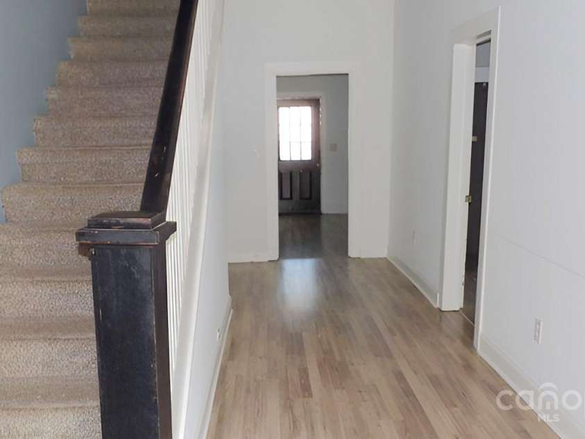 404 Main Street, Clover, SC 29710.  MLS# CAR4277757, YatesRealty ID 34181. 