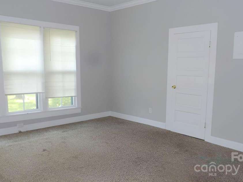 404 Main Street, Clover, SC 29710.  MLS# CAR4277757, YatesRealty ID 34181. 