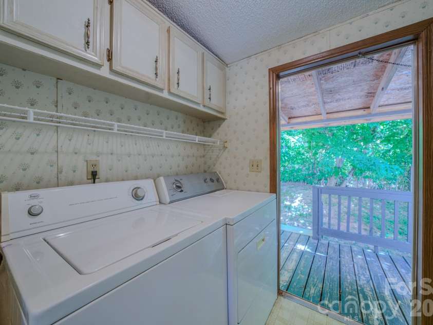 12 Sweet Birch Drive, Alexander, NC 28701.  MLS# CAR4393872, YatesRealty ID 34183. 