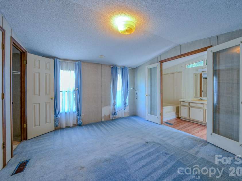 12 Sweet Birch Drive, Alexander, NC 28701.  MLS# CAR4393872, YatesRealty ID 34183. 