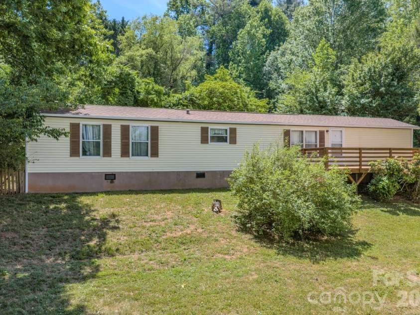 12 Sweet Birch Drive, Alexander, NC 28701.  MLS# CAR4393872, YatesRealty ID 34183. 