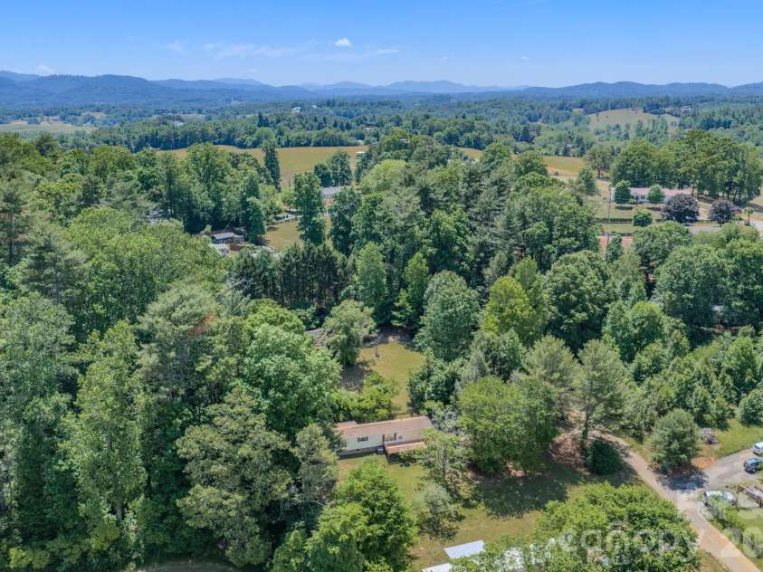 12 Sweet Birch Drive, Alexander, NC 28701.  MLS# CAR4393872, YatesRealty ID 34183. 