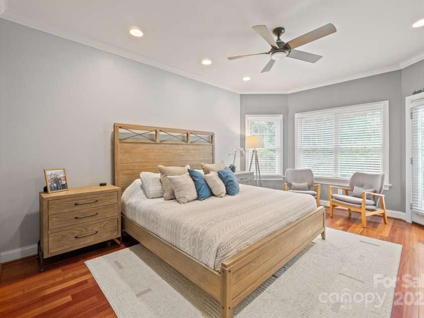 1315 James Farm Road, Hickory, NC 28602.  MLS# CAR4294328, YatesRealty ID 34183. 