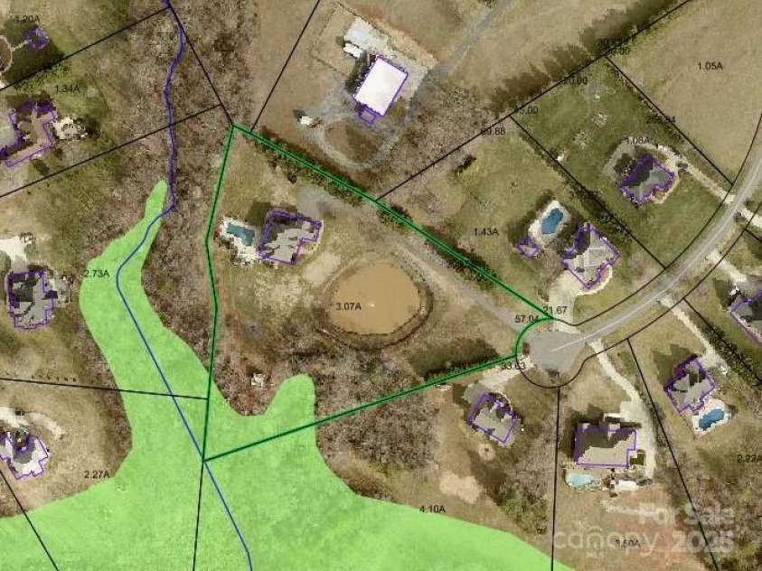 1315 James Farm Road, Hickory, NC 28602.  MLS# CAR4294328, YatesRealty ID 34183. 