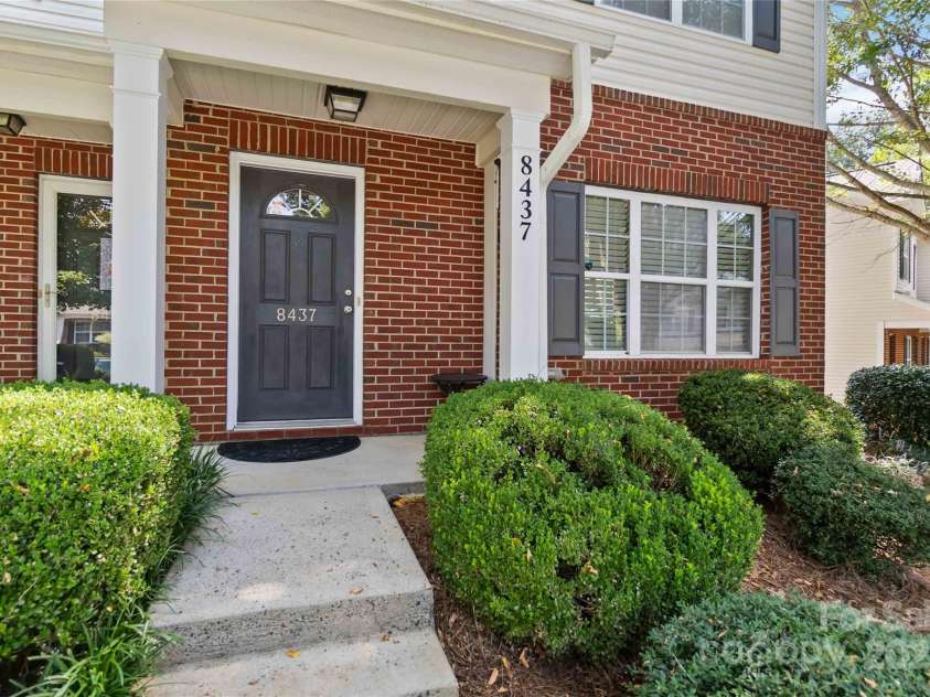 8437 Big Creek Court, Matthews, NC 28105.  MLS# CAR4287368, YatesRealty ID 34185. 