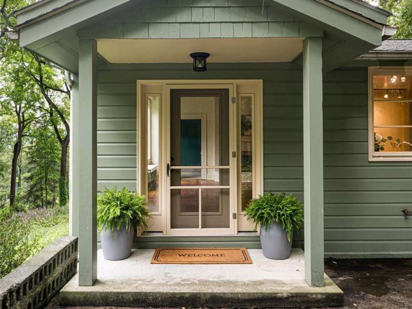 56 Lockley Avenue, Asheville, NC 28804.  MLS# CAR4294386, YatesRealty ID 34186. Covered entry way