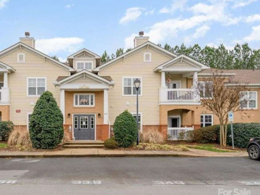 12055 Copper Mountain Boulevard, Charlotte, NC 28277.  MLS# CAR4294435, YatesRealty ID 34187. 
