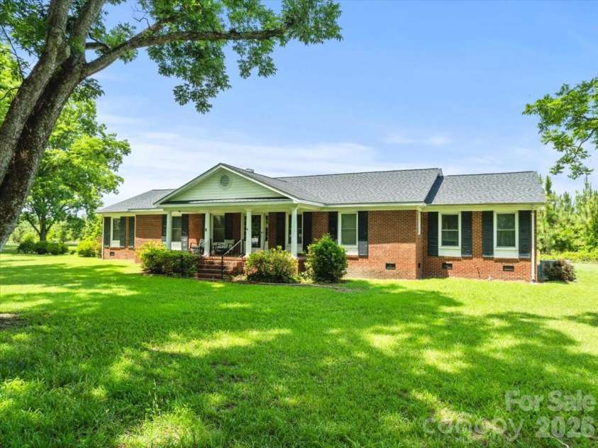 464 Lark Road, Cheraw, SC 29520.  MLS# CAR4397631, YatesRealty ID 34187. 