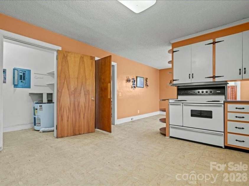 464 Lark Road, Cheraw, SC 29520.  MLS# CAR4397631, YatesRealty ID 34187. 