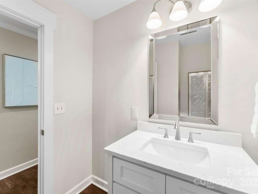 3516 Colony Crossing Drive, Charlotte, NC 28226.  MLS# CAR4288473, YatesRealty ID 34188. 