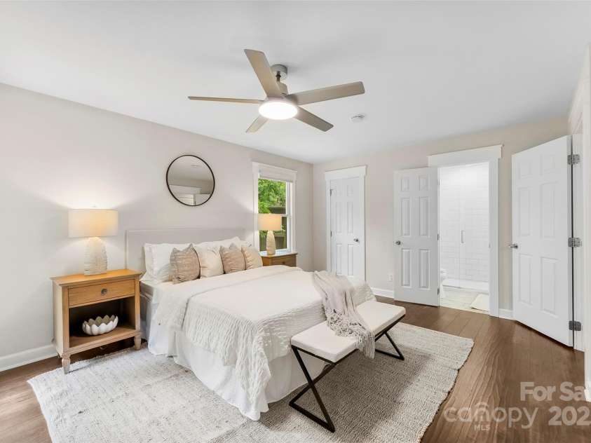3516 Colony Crossing Drive, Charlotte, NC 28226.  MLS# CAR4288473, YatesRealty ID 34188. 