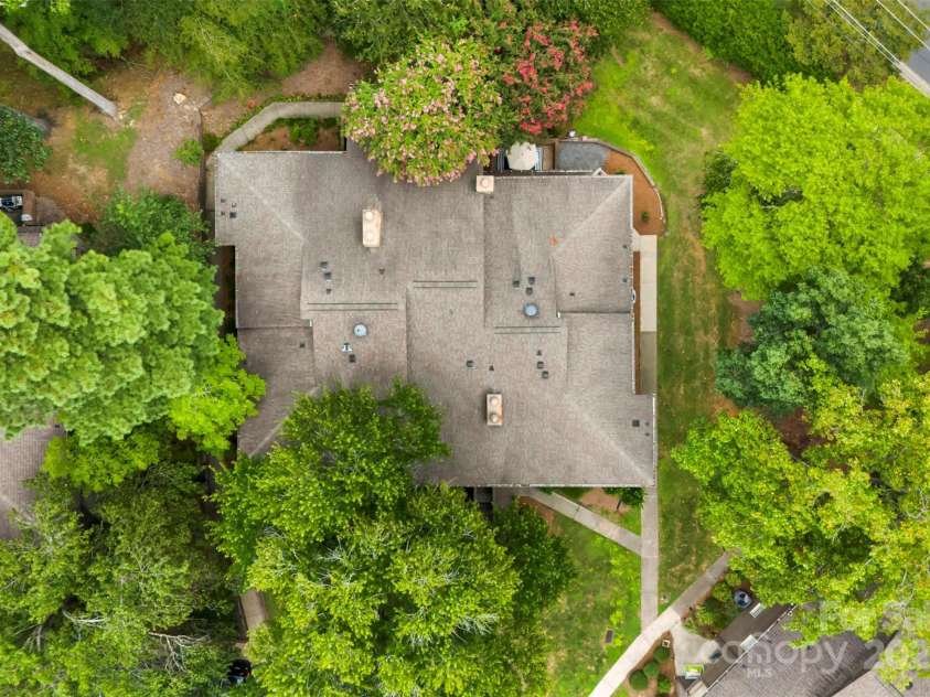 3516 Colony Crossing Drive, Charlotte, NC 28226.  MLS# CAR4288473, YatesRealty ID 34188. 
