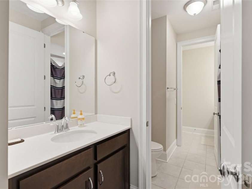 1016 Ladera Drive, Waxhaw, NC 28173.  MLS# CAR4398888, YatesRealty ID 34189. 