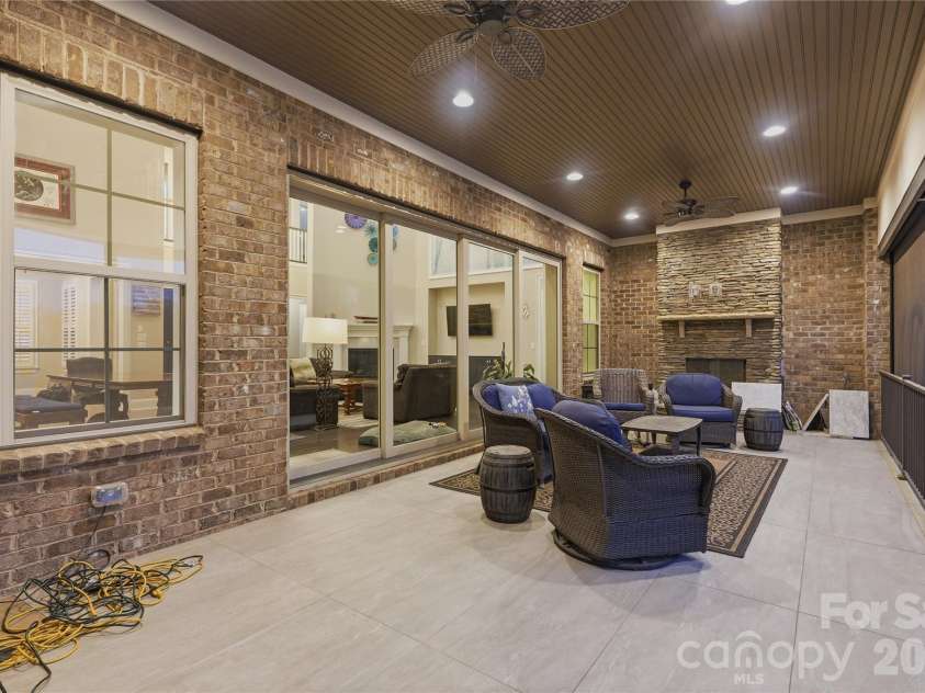 1016 Ladera Drive, Waxhaw, NC 28173.  MLS# CAR4398888, YatesRealty ID 34189. 