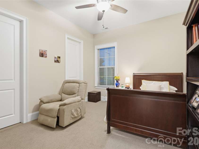 1016 Ladera Drive, Waxhaw, NC 28173.  MLS# CAR4398888, YatesRealty ID 34189. 
