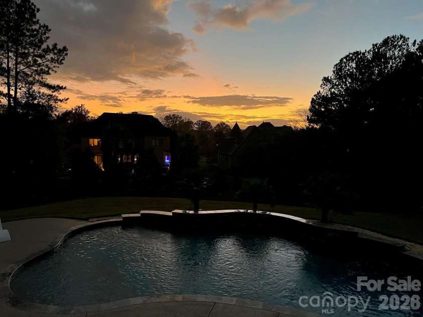 1016 Ladera Drive, Waxhaw, NC 28173.  MLS# CAR4398888, YatesRealty ID 34189. 