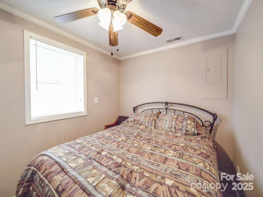 2460 Cottage Lane, Liberty Hill, SC 29074.  MLS# CAR4300988, YatesRealty ID 3419. 