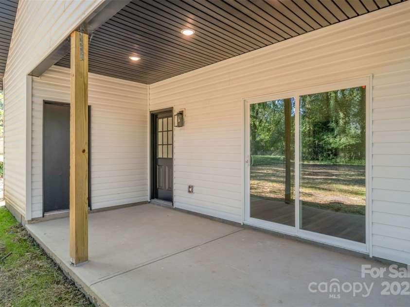 1210 Mauney Avenue, Gastonia, NC 28052.  MLS# CAR4293862, YatesRealty ID 34190. 