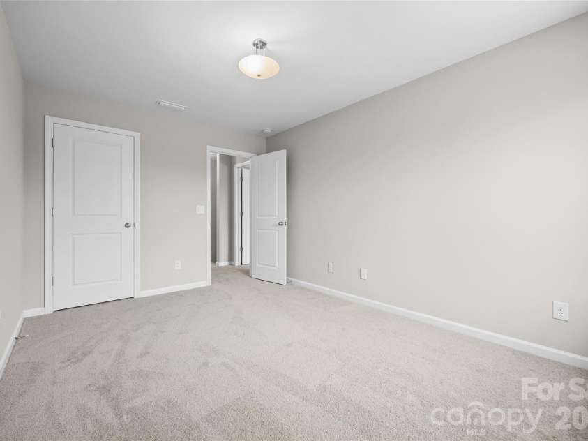 2608 Overlook Ridge Street, Pineville, NC 28134.  MLS# CAR4397189, YatesRealty ID 34190. 4th Bedroom