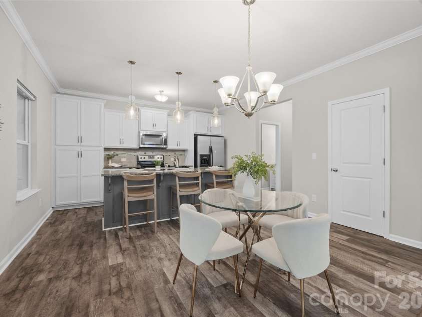 2608 Overlook Ridge Street, Pineville, NC 28134.  MLS# CAR4397189, YatesRealty ID 34190. Kitchen
