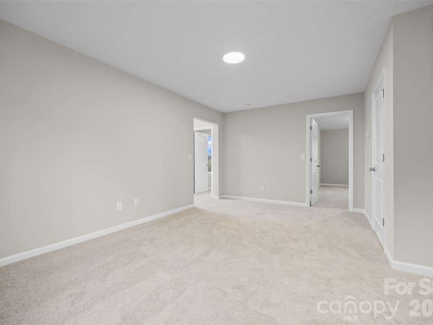 2608 Overlook Ridge Street, Pineville, NC 28134.  MLS# CAR4397189, YatesRealty ID 34190. Loft