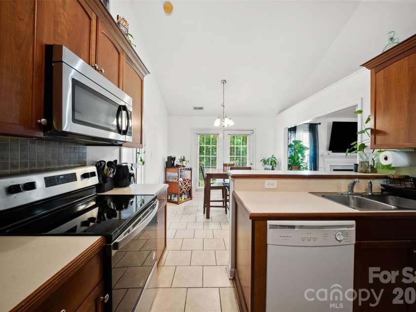2613 Parkwest Drive, Albemarle, NC 28001.  MLS# CAR4395657, YatesRealty ID 34191. 