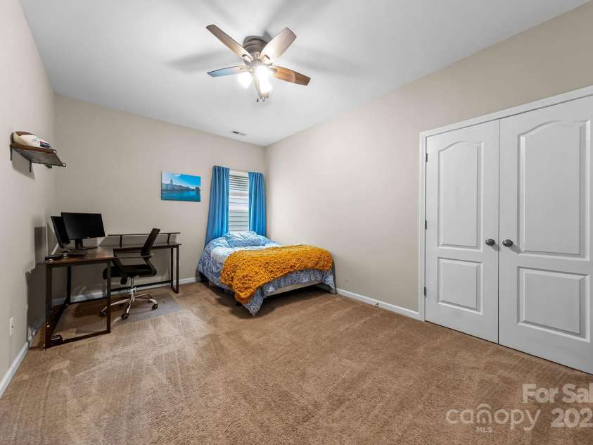 6002 Eleanor Rigby Road, Charlotte, NC 28278.  MLS# CAR4291420, YatesRealty ID 34191. 