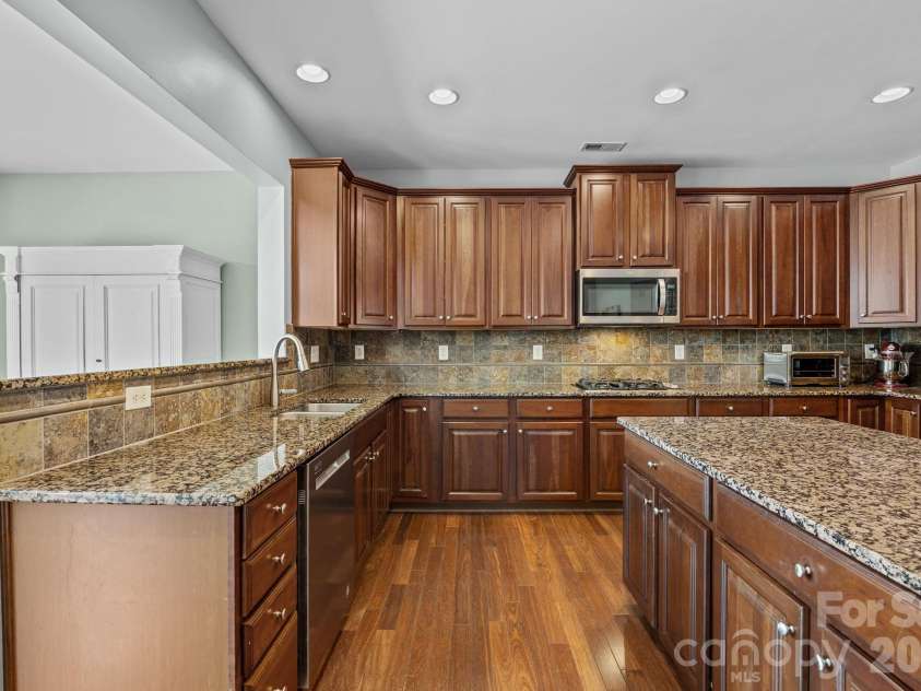 7321 Waterwheel Street, Concord, NC 28025.  MLS# CAR4342444, YatesRealty ID 34192. Kitchen