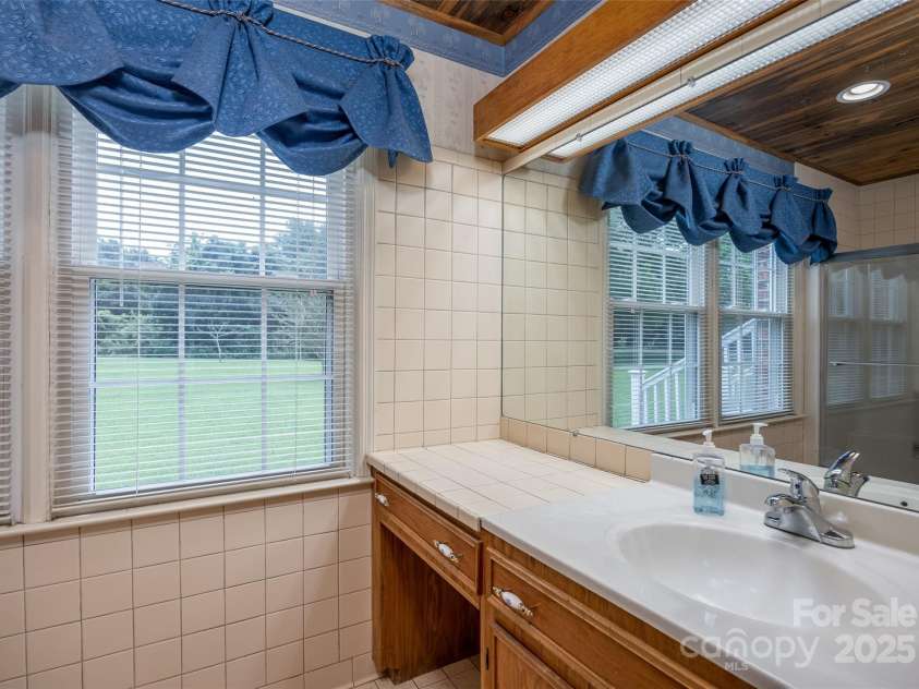 160 Celtic Lane, Winnsboro, SC 29180.  MLS# CAR4291905, YatesRealty ID 34194. 