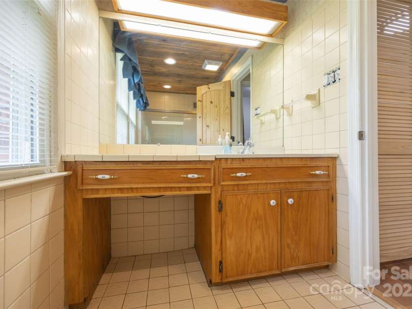 160 Celtic Lane, Winnsboro, SC 29180.  MLS# CAR4291905, YatesRealty ID 34194. 