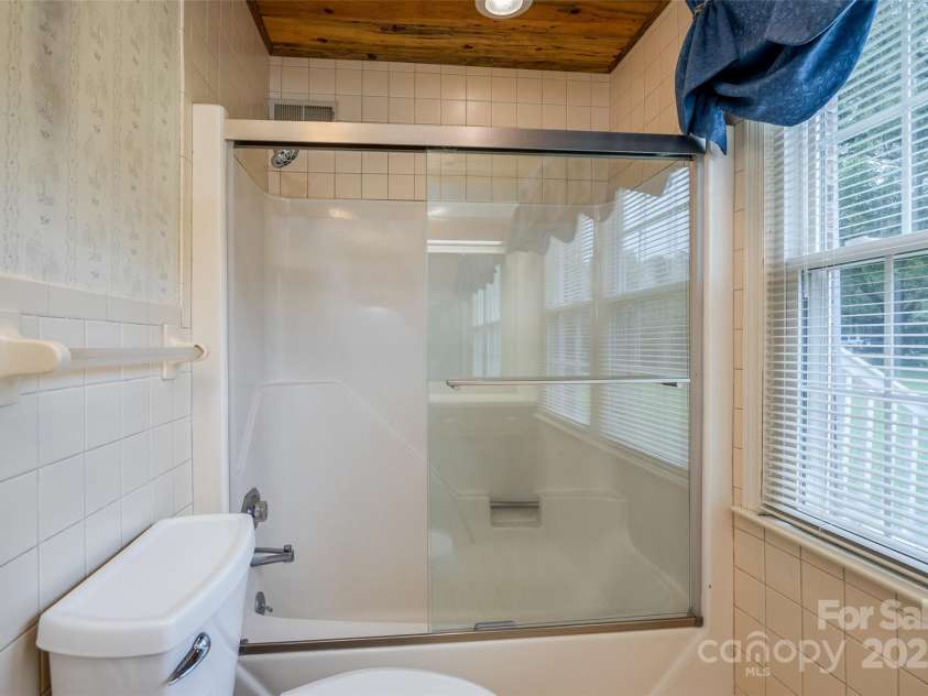 160 Celtic Lane, Winnsboro, SC 29180.  MLS# CAR4291905, YatesRealty ID 34194. 