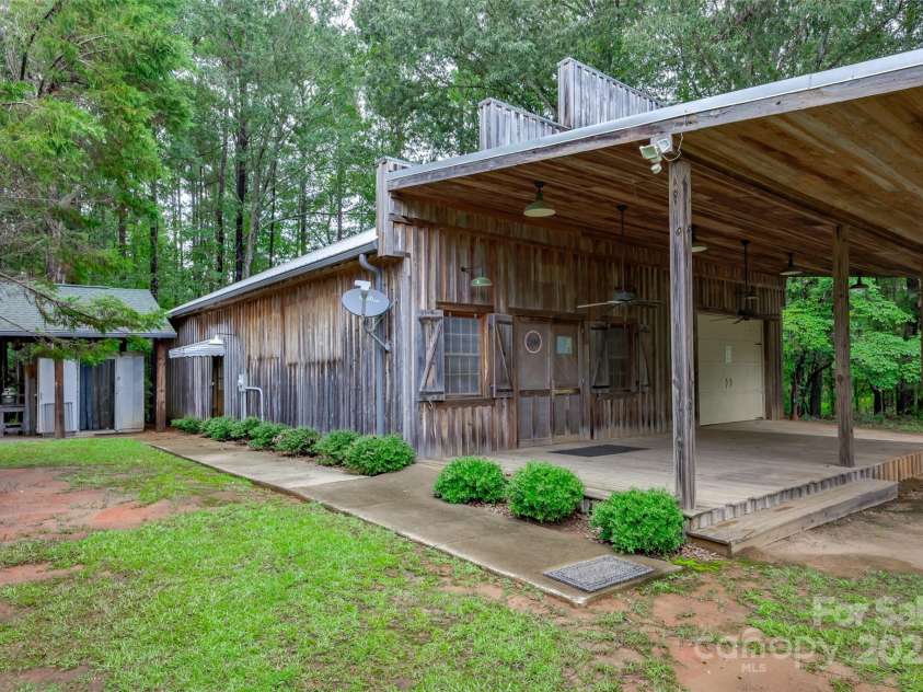 160 Celtic Lane, Winnsboro, SC 29180.  MLS# CAR4291905, YatesRealty ID 34194. 