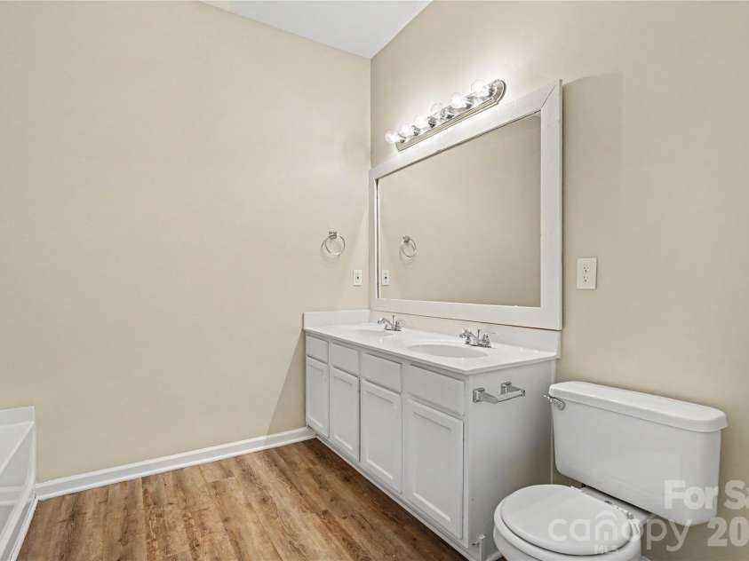 408 Matfield Court, Monroe, NC 28110.  MLS# CAR4398346, YatesRealty ID 34195. Ensuite