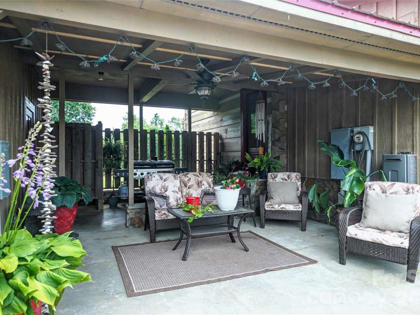4859 Camp Creek Road, Lancaster, SC 29720.  MLS# CAR4386859, YatesRealty ID 34197. Breezeway