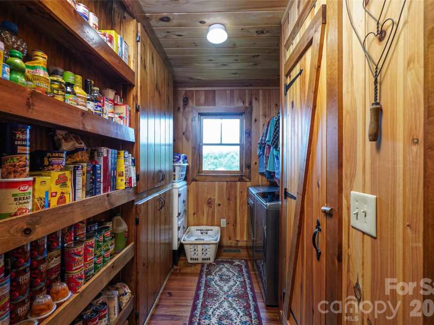 4859 Camp Creek Road, Lancaster, SC 29720.  MLS# CAR4386859, YatesRealty ID 34197. Walk in pantry