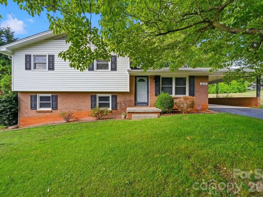 8035 Old NC 10 None, Hickory, NC 28602.  MLS# CAR4394883, YatesRealty ID 34198. 