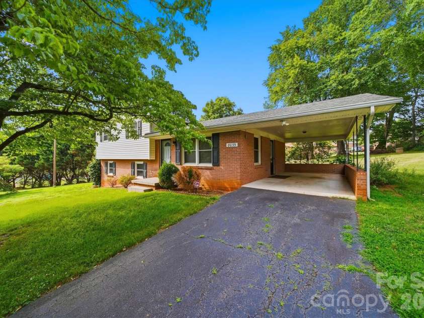 8035 Old NC 10 None, Hickory, NC 28602.  MLS# CAR4394883, YatesRealty ID 34198. 