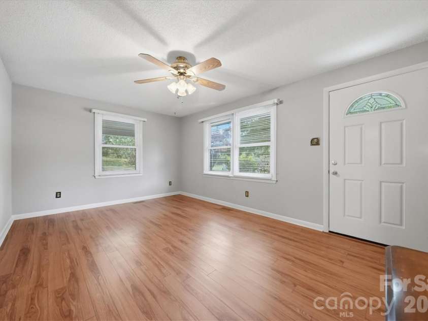8035 Old NC 10 None, Hickory, NC 28602.  MLS# CAR4394883, YatesRealty ID 34198. 
