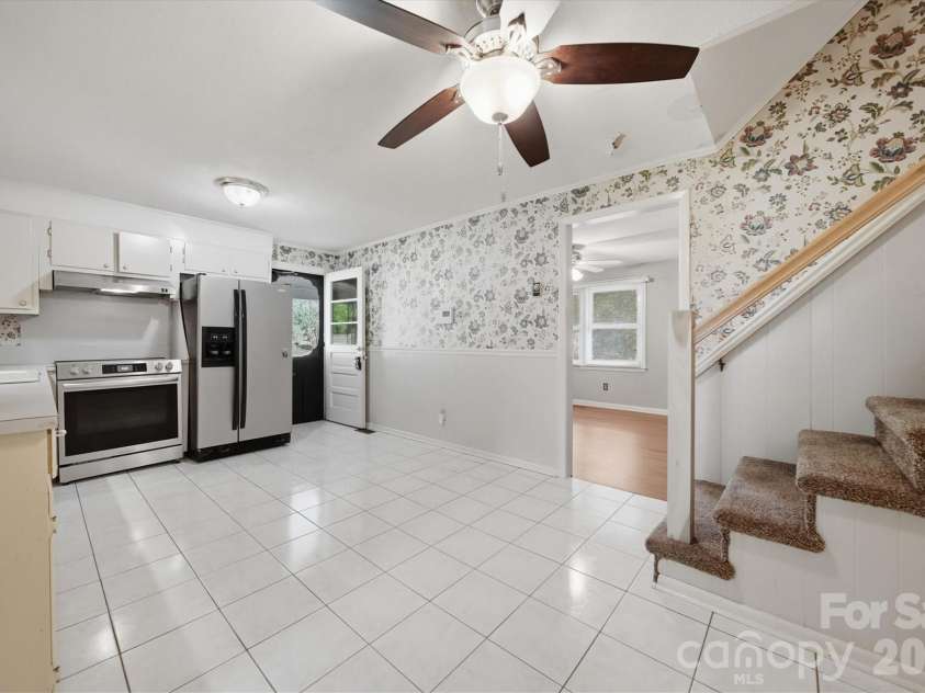 8035 Old NC 10 None, Hickory, NC 28602.  MLS# CAR4394883, YatesRealty ID 34198. 