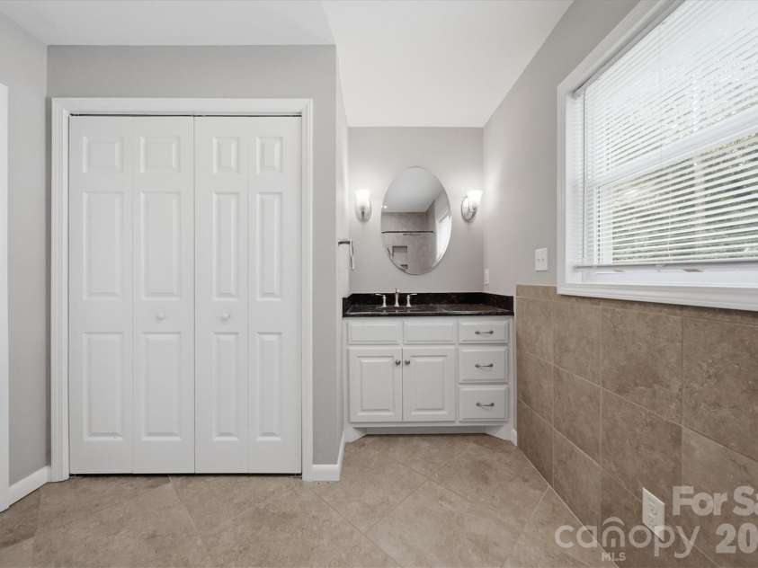 8035 Old NC 10 None, Hickory, NC 28602.  MLS# CAR4394883, YatesRealty ID 34198. 
