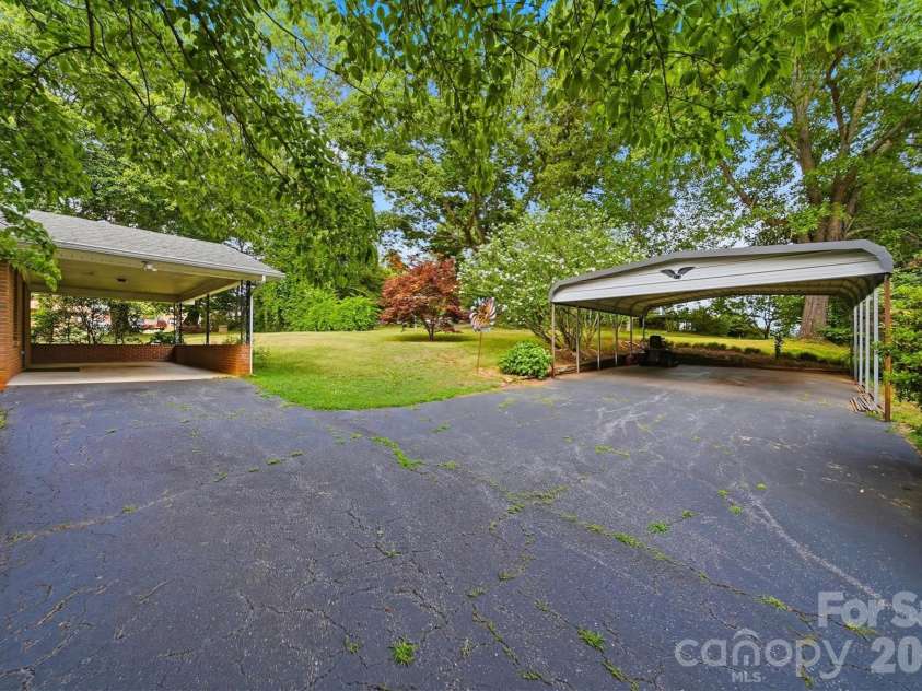 8035 Old NC 10 None, Hickory, NC 28602.  MLS# CAR4394883, YatesRealty ID 34198. 