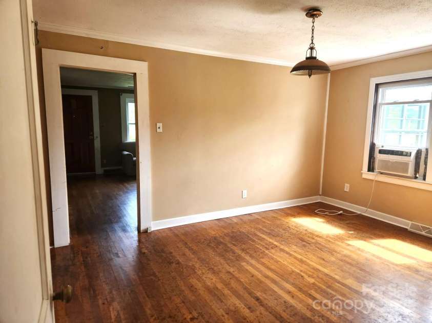 1742 Orrs Station Road, Chester, SC 29706.  MLS# CAR4288547, YatesRealty ID 34199. 