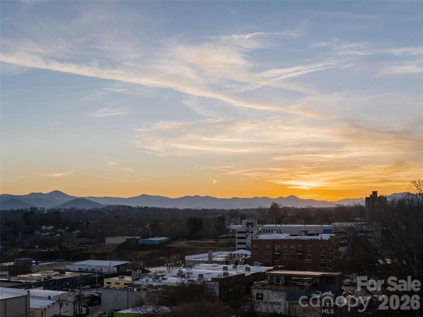 145 Biltmore Avenue, Asheville, NC 28801.  MLS# CAR4372434, YatesRealty ID 342. 