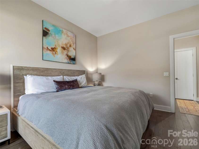 145 Biltmore Avenue, Asheville, NC 28801.  MLS# CAR4390201, YatesRealty ID 342. 