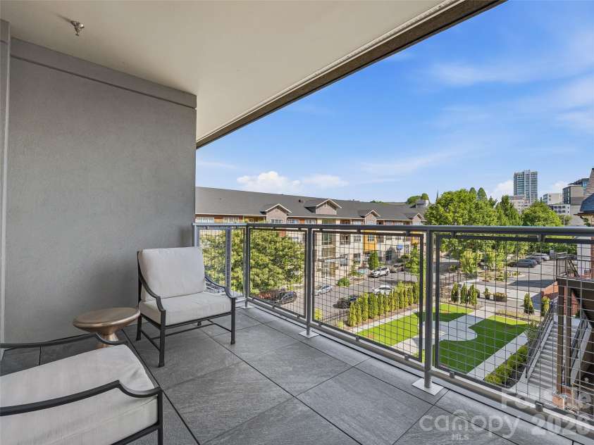 145 Biltmore Avenue, Asheville, NC 28801.  MLS# CAR4390201, YatesRealty ID 342. 