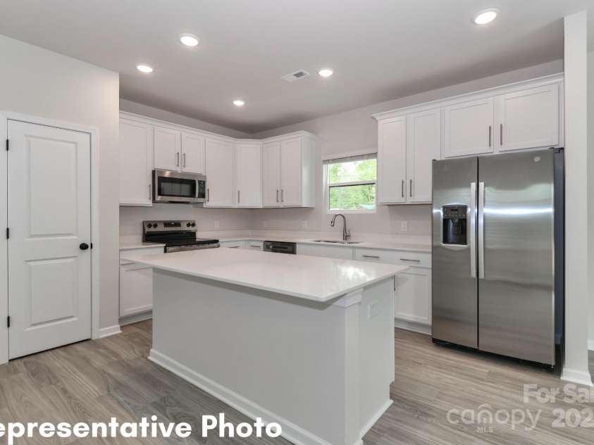 1133 Young Street, Mooresville, NC 28115.  MLS# CAR4329319, YatesRealty ID 3420. 