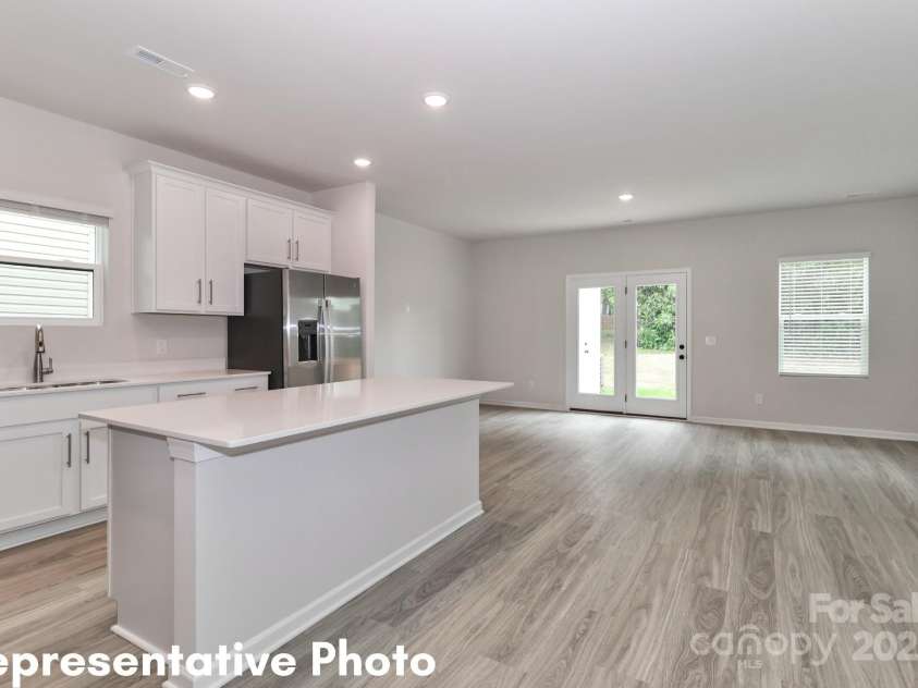 1133 Young Street, Mooresville, NC 28115.  MLS# CAR4329319, YatesRealty ID 3420. 