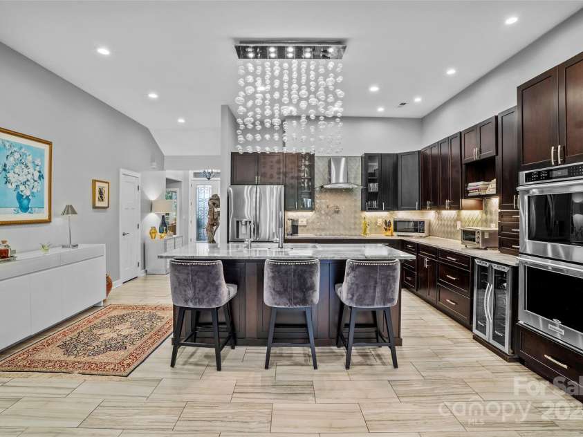 13 Roberts Street, Weaverville, NC 28787.  MLS# CAR4202654, YatesRealty ID 3420. Elegant Island/Breakfast Bar