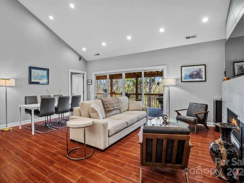 13 Roberts Street, Weaverville, NC 28787.  MLS# CAR4202654, YatesRealty ID 3420. Living Room